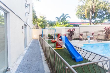 Apartamento à venda com 140m², 4 quartos e 3 vagas Apartamento à venda com 140m², 4 quartos e 3 vagasPlayground