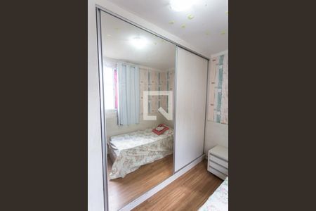 Apartamento à venda com 140m², 4 quartos e 3 vagas Apartamento à venda com 140m², 4 quartos e 3 vagasArmário do Quarto 2