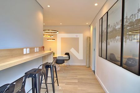 Apartamento à venda com 36m², 2 quartos e sem vaga Apartamento à venda com 36m², 2 quartos e sem vagaSala de Home Office