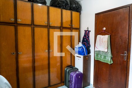 Casa à venda com 190m², 6 quartos e 3 vagasQuarto 1