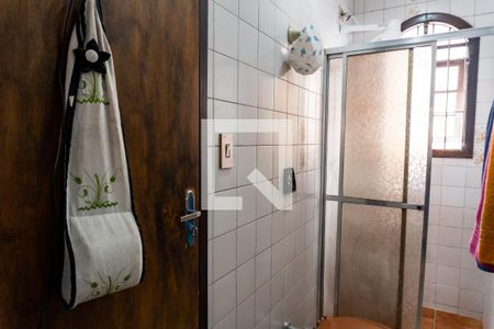 Banheiro da Suíte de casa à venda com 6 quartos, 190m² em Vila Guarani (zona Sul), São Paulo