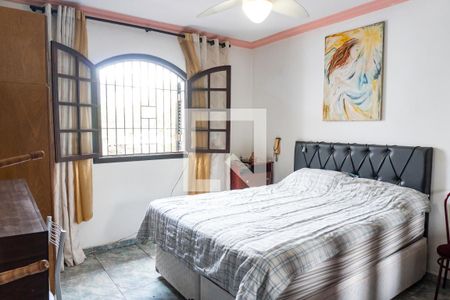 Casa à venda com 190m², 6 quartos e 3 vagasQuarto 2