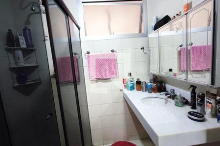 Apartamento para alugar com 102m², 3 quartos e 2 vagasBanheiro social 