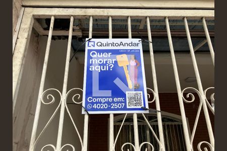 Casa à venda com 170m², 3 quartos e 2 vagasplaquinha instalada 