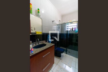 Casa à venda com 170m², 3 quartos e 2 vagasBanheiro 2