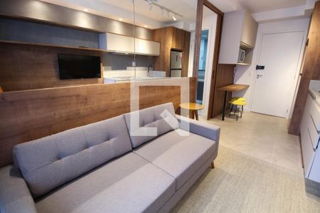 Sala de apartamento para alugar com 1 quarto, 32m² em Pinheiros, São Paulo