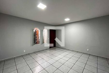 Sala' de casa à venda com 3 quartos, 136m² em Vila Carbone, São Paulo