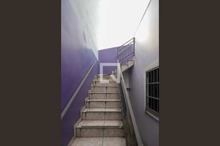 Casa à venda com 120m², 2 quartos e 2 vagasescada