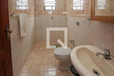 Casa à venda com 120m², 2 quartos e 2 vagasBanheiro de Serviço