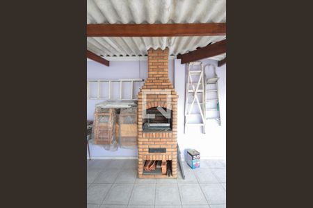 Casa à venda com 120m², 2 quartos e 2 vagasTerraço