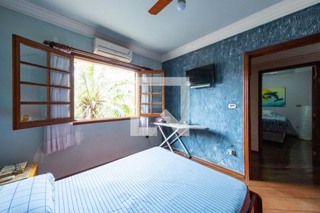 Casa à venda com 382m², 3 quartos e 6 vagasQuarto