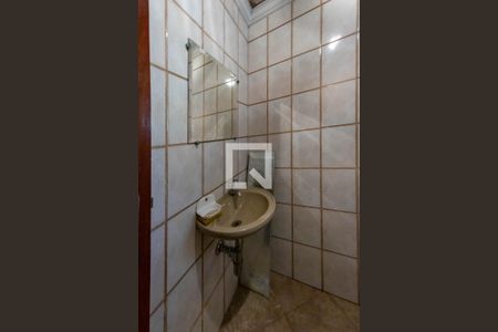 Casa à venda com 382m², 3 quartos e 6 vagasLavabo