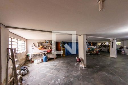 Casa à venda com 382m², 3 quartos e 6 vagasSalao de Festa