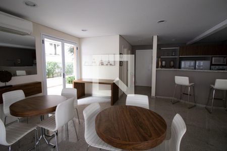 Apartamento à venda com 158m², 3 quartos e 2 vagas Apartamento à venda com 158m², 3 quartos e 2 vagasÁrea comum - Salão de festas