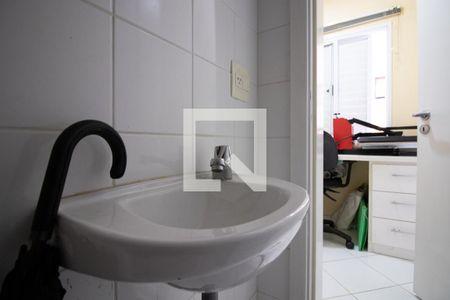 Apartamento à venda com 158m², 3 quartos e 2 vagas Apartamento à venda com 158m², 3 quartos e 2 vagasBanheiro de serviço