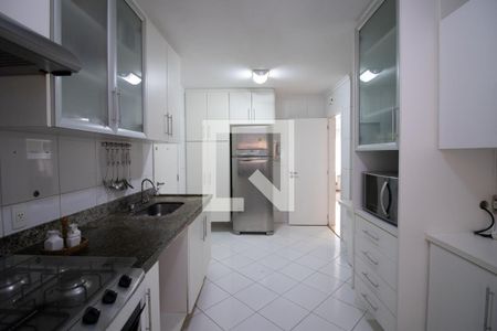 Cozinha de apartamento para alugar com 3 quartos, 158m² em Vila Mascote, São Paulo