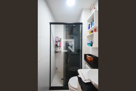 Apartamento à venda com 64m², 3 quartos e 2 vagasBanheiro