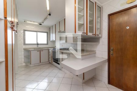 Apartamento à venda com 121m², 3 quartos e 2 vagasEntrada de Serviço