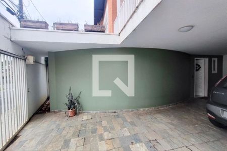 Casa à venda com 297m², 3 quartos e 4 vagasQuintal - Garagem