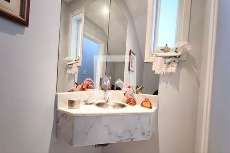 Casa à venda com 297m², 3 quartos e 4 vagasLavabo