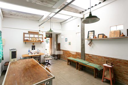 Casa 1 - Quarto de casa à venda com 7 quartos, 256m² em Vila Antonina, São Paulo