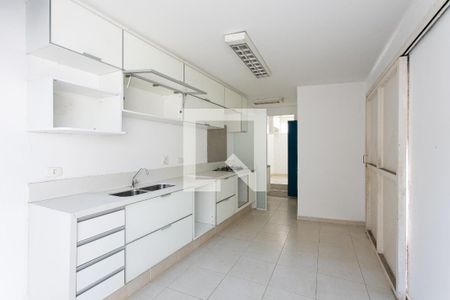 Casa à venda com 256m², 7 quartos e 2 vagasCasa 3 - Cozinha