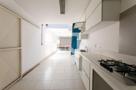 Casa à venda com 256m², 7 quartos e 2 vagasCasa 3 - Cozinha
