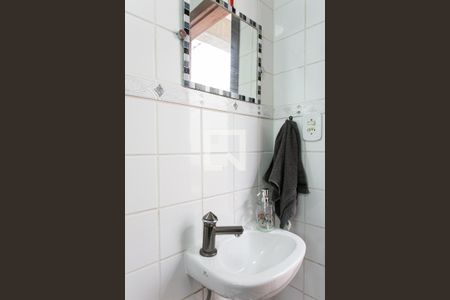 Casa à venda com 256m², 7 quartos e 2 vagasCasa 1 - Banheiro 1