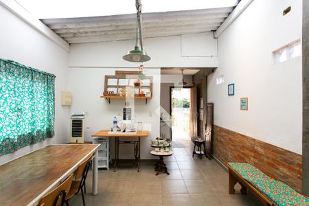 Casa 1 - Quarto de casa à venda com 7 quartos, 256m² em Vila Antonina, São Paulo