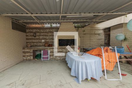 Casa para alugar com 375m², 5 quartos e 4 vagas Casa para alugar com 375m², 5 quartos e 4 vagasÁrea Externa