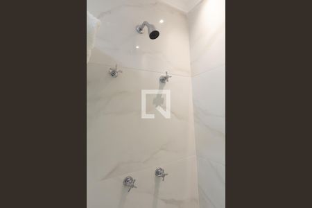 Apartamento à venda com 70m², 2 quartos e 2 vagasBanheiro da Suíte