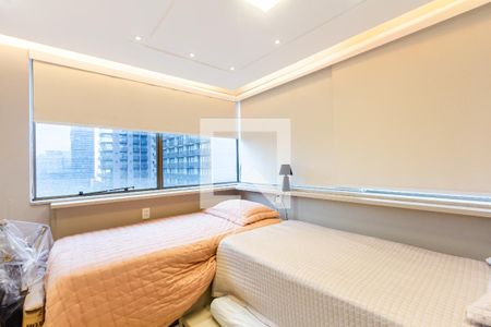 Apartamento à venda com 70m², 2 quartos e 2 vagasQuarto 