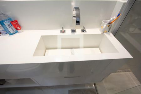 Apartamento à venda com 70m², 2 quartos e 2 vagasBanheiro da Suíte