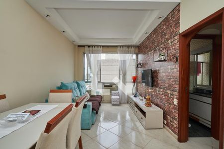 Apartamento à venda com 94m², 3 quartos e 1 vagaSala