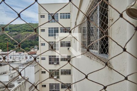 Apartamento à venda com 94m², 3 quartos e 1 vagaÁrea de Serviço Vista