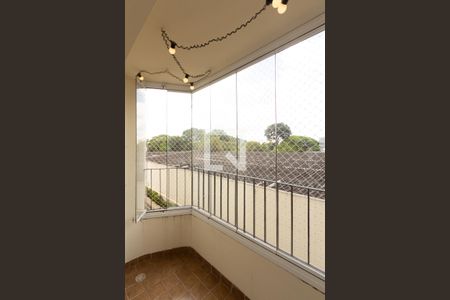 Apartamento para alugar com 78m², 2 quartos e 1 vaga Apartamento para alugar com 78m², 2 quartos e 1 vagaVaranda