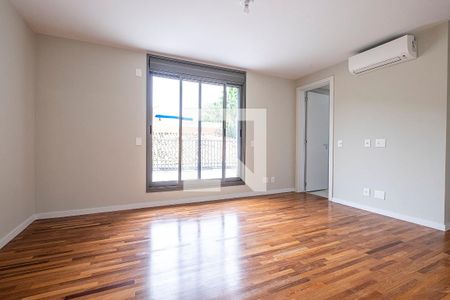 Casa à venda com 370m², 5 quartos e 4 vagas Casa à venda com 370m², 5 quartos e 4 vagasSuíte 3