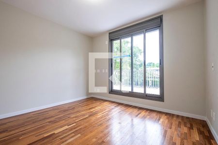 Suíte 1 de casa à venda com 5 quartos, 370m² em Alto de Pinheiros, São Paulo