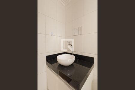 Apartamento para alugar com 59m², 2 quartos e 2 vagas Apartamento para alugar com 59m², 2 quartos e 2 vagasBanheiro
