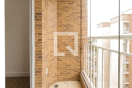 Varanda  de apartamento para alugar com 2 quartos, 59m² em Jardim Flor da Montanha, Guarulhos