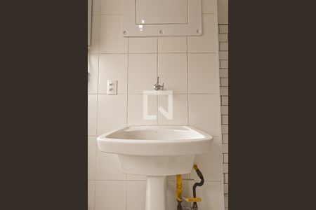 Apartamento para alugar com 59m², 2 quartos e 2 vagas Apartamento para alugar com 59m², 2 quartos e 2 vagasCozinha e Área de Serviço