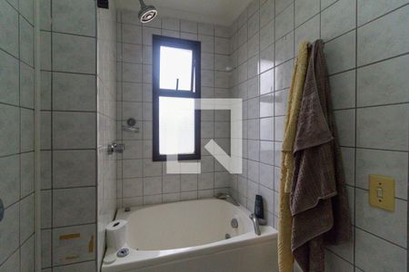 Apartamento à venda com 54m², 2 quartos e 1 vagaBanheiro do quarto 1
