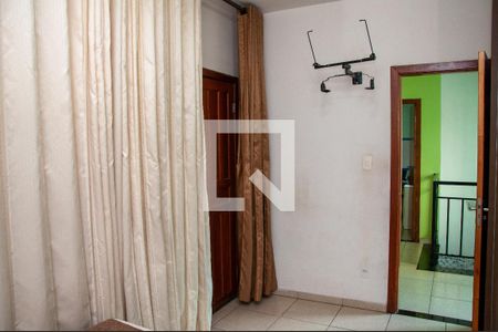 Suíte de casa para alugar com 3 quartos, 95m² em Vila Beneves, Contagem