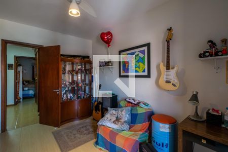 Suíte 1 de casa à venda com 2 quartos, 195m² em Guarujá, Porto Alegre