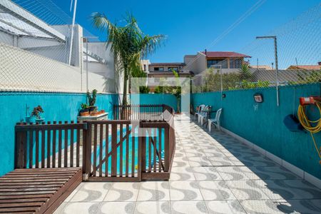 Casa à venda com 195m², 2 quartos e 3 vagasQuintal