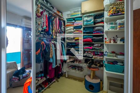 Casa à venda com 195m², 2 quartos e 3 vagasSuíte 1