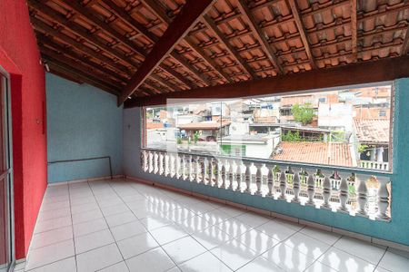 Sacada de casa para alugar com 3 quartos, 100m² em Parque Cisper, São Paulo