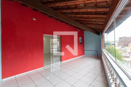 Sacada de casa para alugar com 3 quartos, 100m² em Parque Cisper, São Paulo