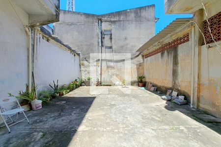 Apartamento à venda com 65m², 2 quartos e sem vagaÁrea comum