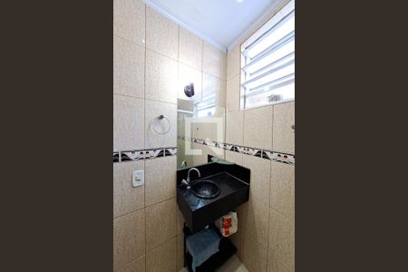 Apartamento à venda com 65m², 2 quartos e sem vagaBanheiro Social